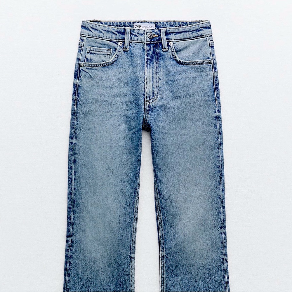 Cropped Mid Rise Jeans New